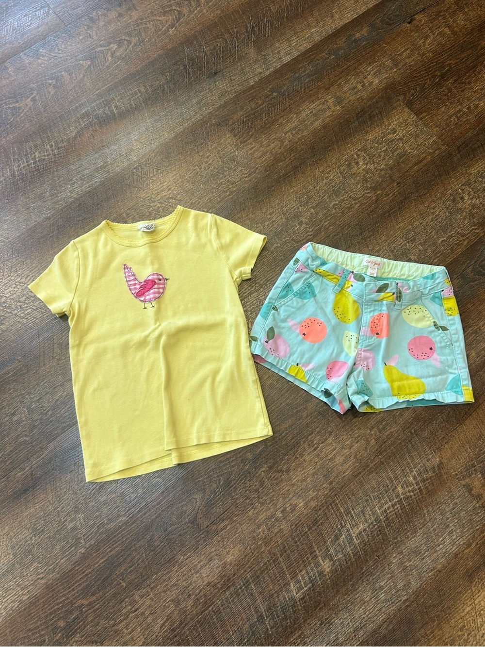 Mini Boden Yellow Tee with Cat & Jack Fruit-Print Shorts 7-8